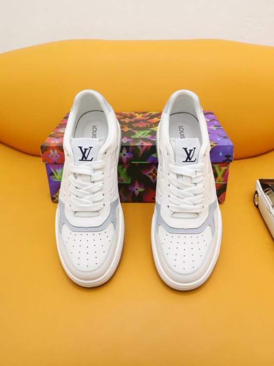 Picture of Louis Vuitton Shoes _SKULVsz38-45mnf070117213